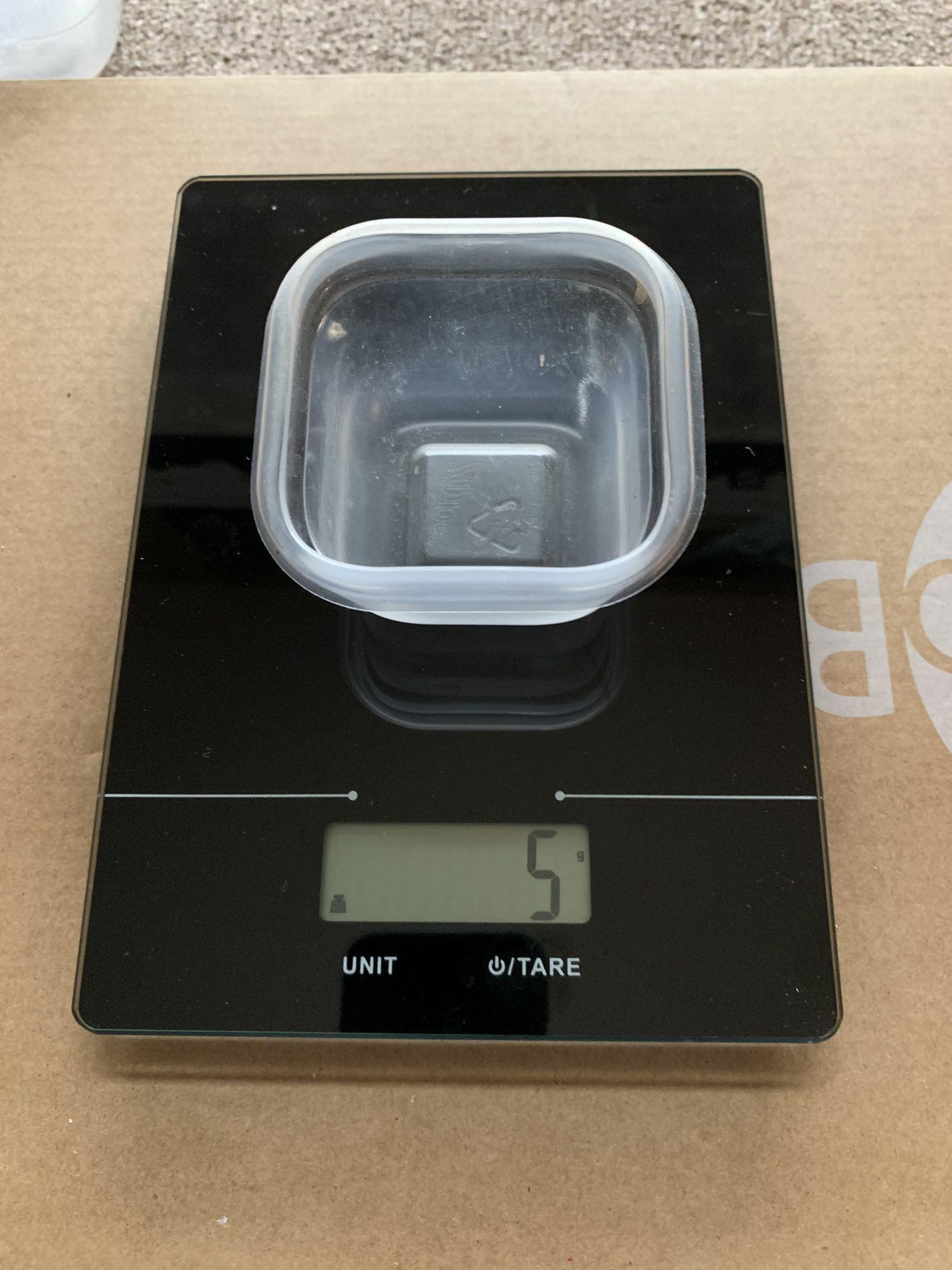 Weigh Cup at 5 grams