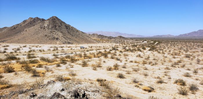 Summit Road, Mojave Desert 01