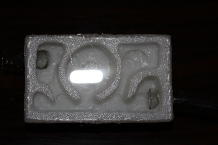 First white plastic nest (4) First white plastic nest (4)